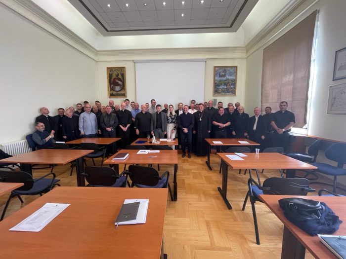 ffe49287-b434-49a1-b12d-510548d55cf9