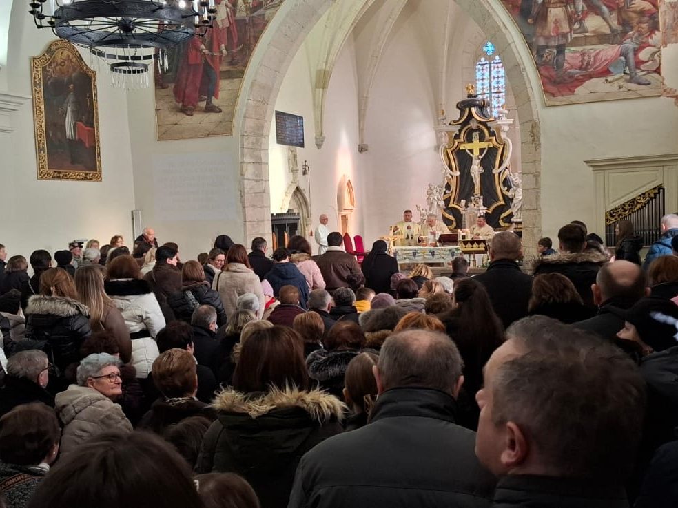 6b712b67-0522-4f79-84ca-8c02d7e28fa6