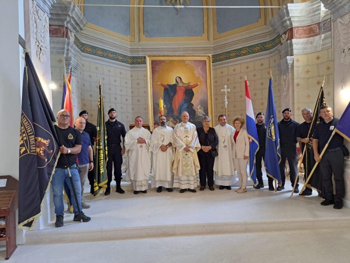 PHOTO-2025-06-01-22-15-27