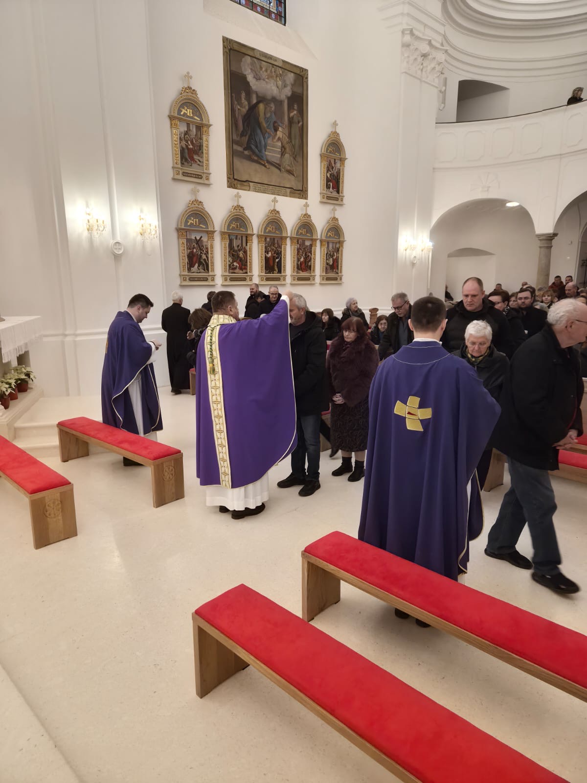 9e5bf856-53b1-4637-b28c-6a1fffdad278