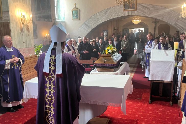 PHOTO-2026-04-15-15-18-26 4