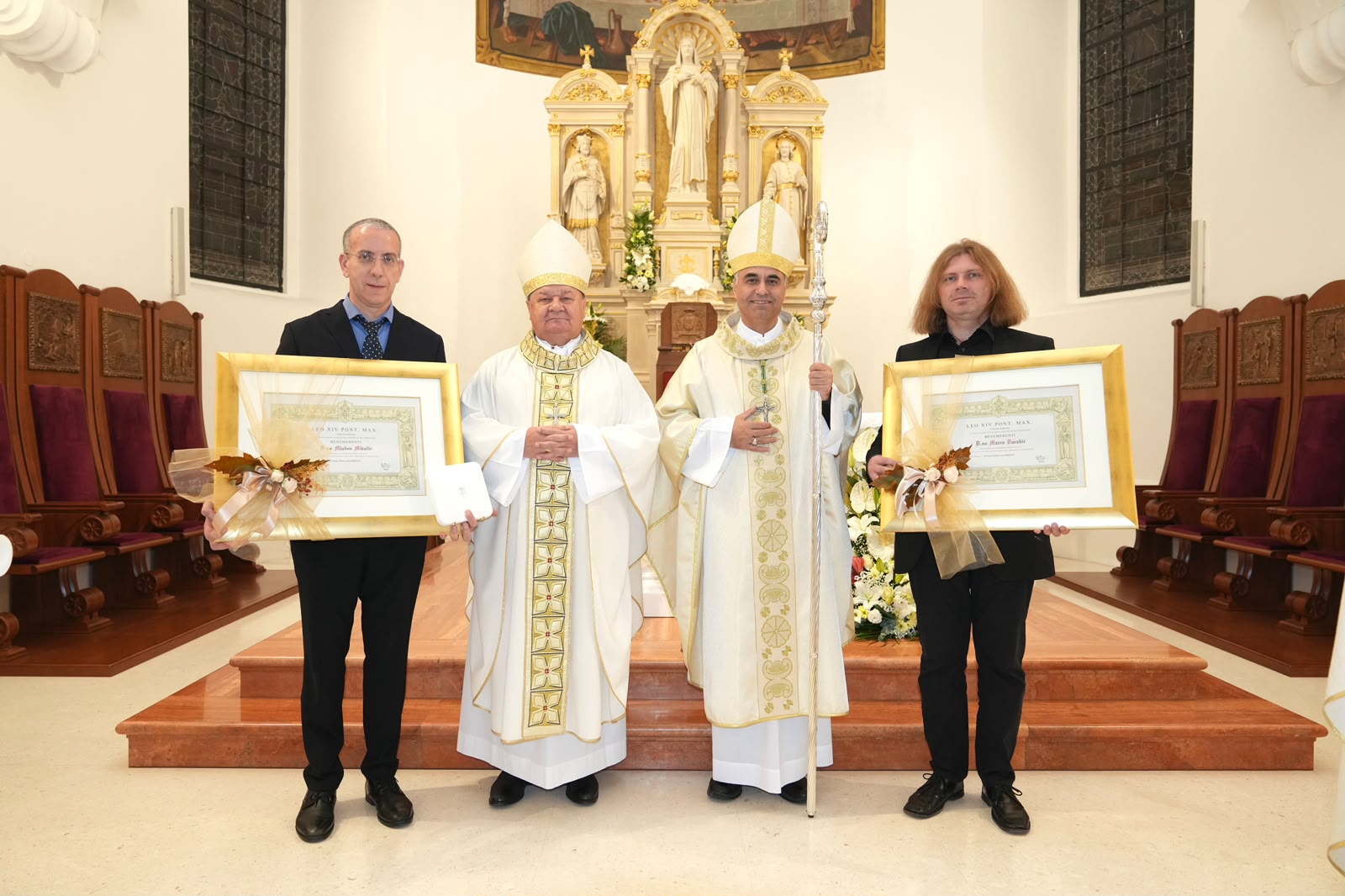 PHOTO-2026-10-15-21-42-15 3